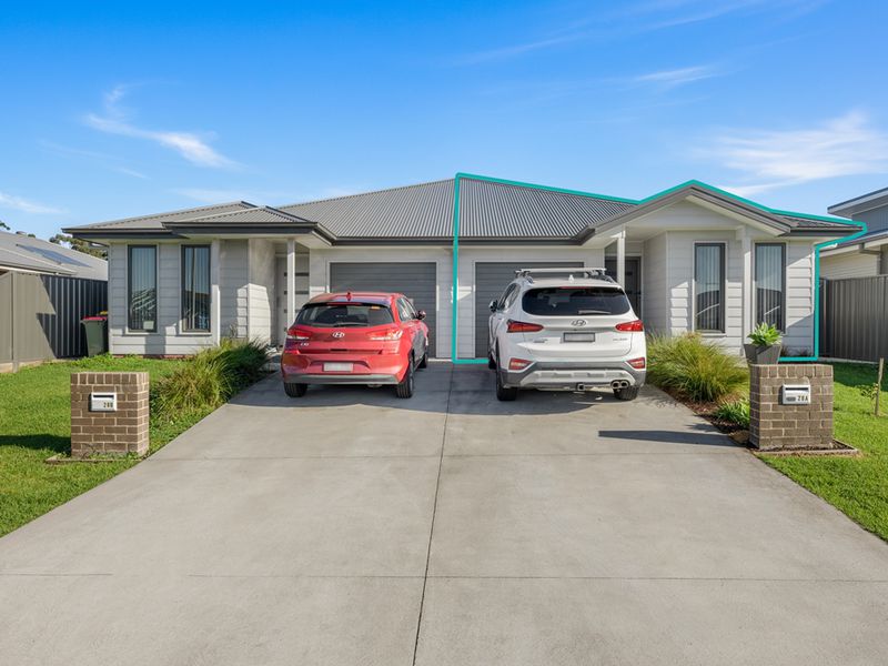 28a BEXHILL AVENUE, Sussex Inlet