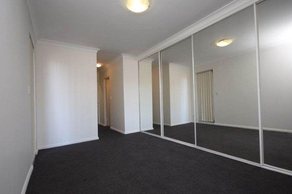 69 Bertram Street, Mortlake
