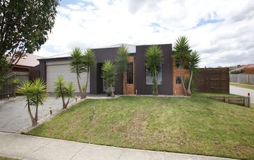 33 Hartsmere Drive, Berwick