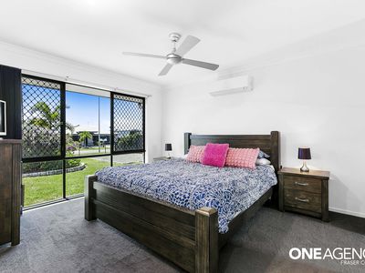57 Ronaldo Way, Urangan