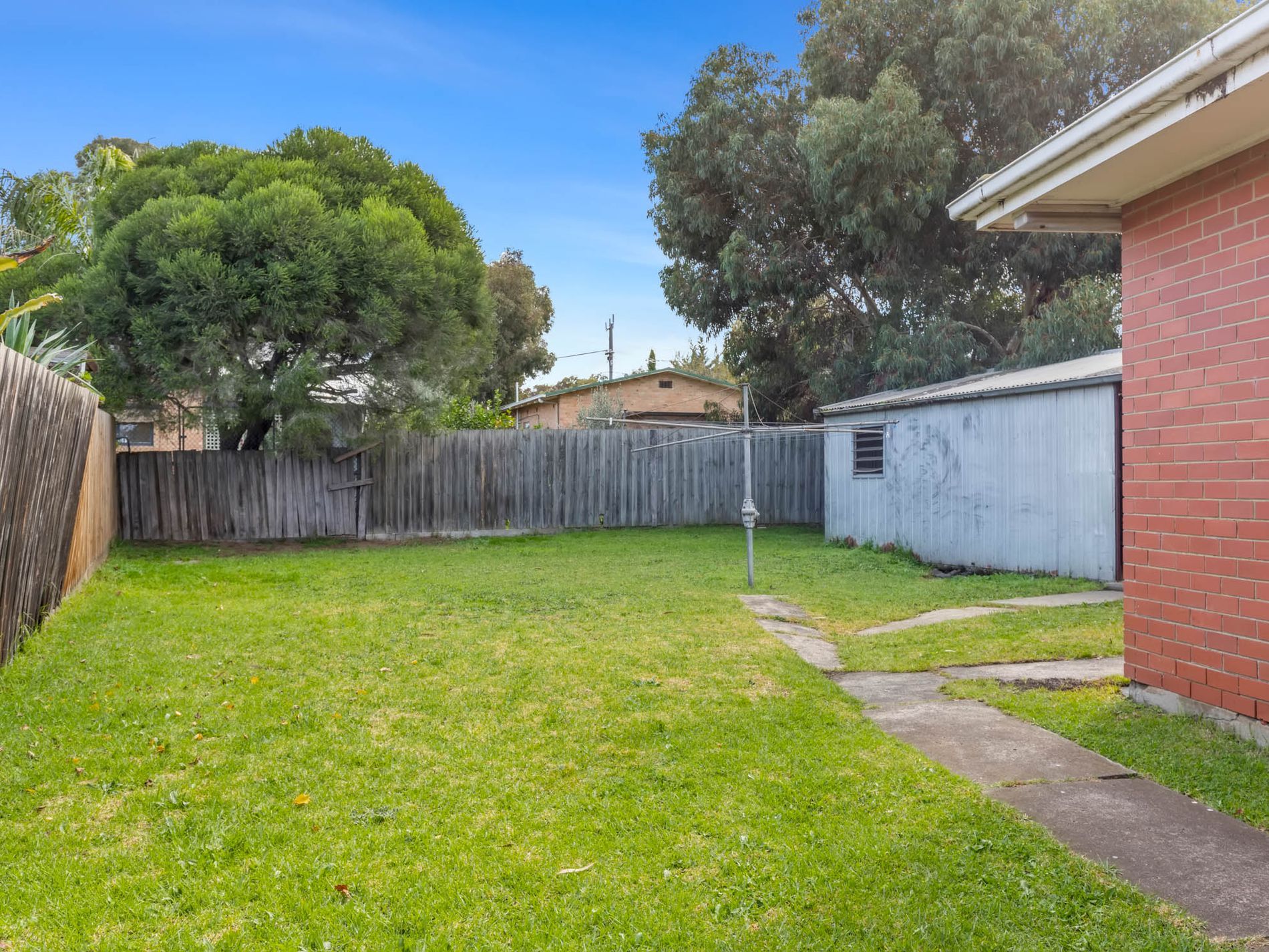 6 Snowden Street, Laverton