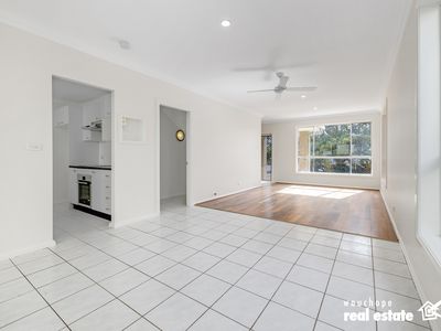 2 / 1604 Ocean Drive, Lake Cathie