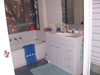 1 / 17 Raymond Street, Somerville