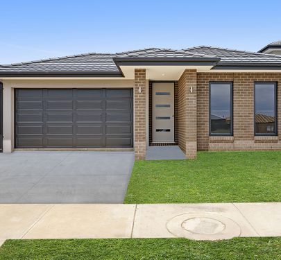 9 McKenzie Drive, Clyde North