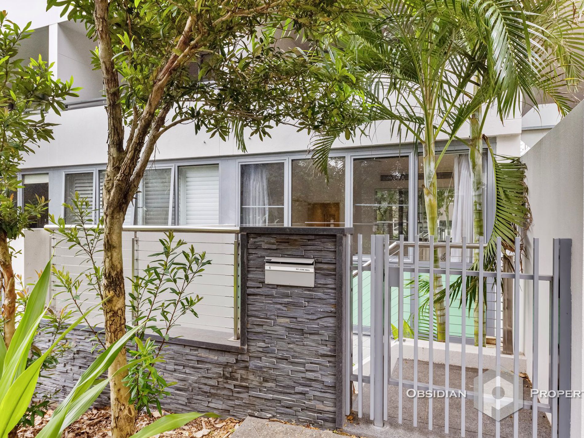 6 Sevier Avenue, Rhodes