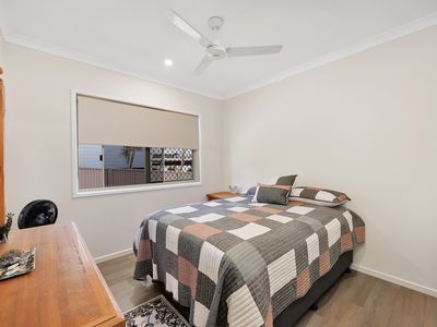 20 Linden Cres, Qunaba