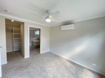 14 Fariha Way, Park Ridge