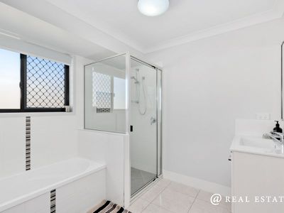 1 Samson Crescent, Yeppoon