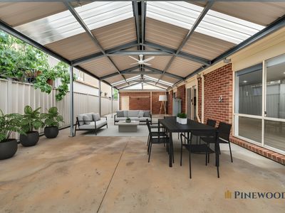 15 Weigall Close, Caroline Springs