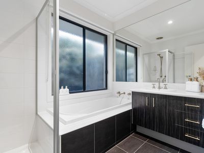 26 Pimelia Mews, Botanic Ridge