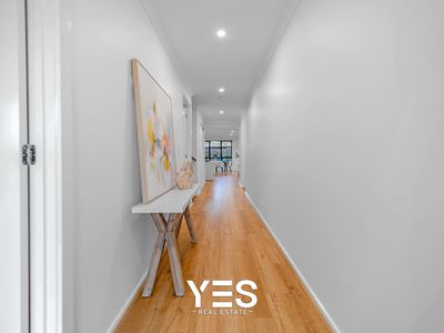 1B Rolstone Court, Narre Warren