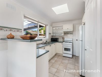 9 Banksia Court, Altona Meadows