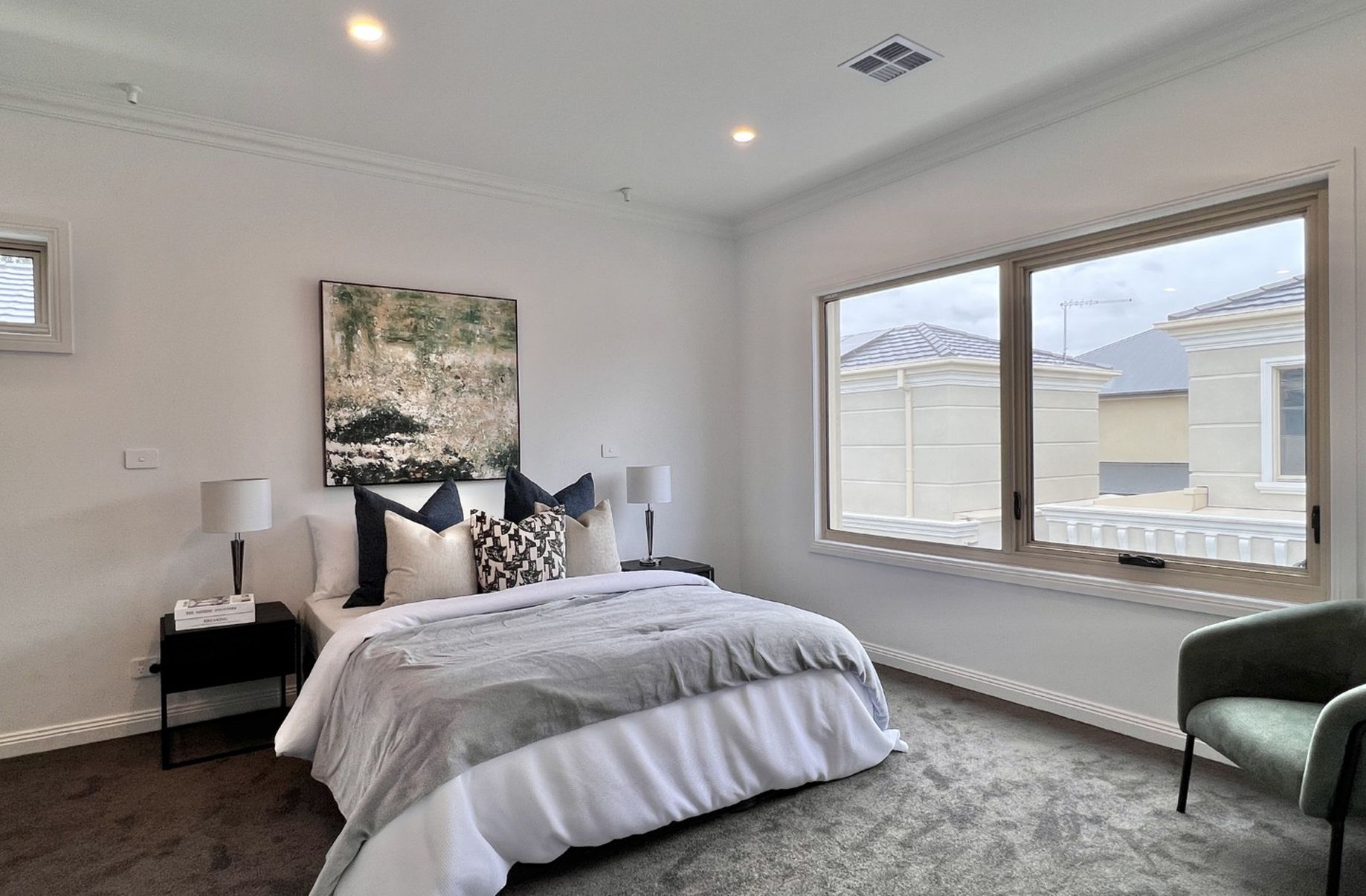 3 / 5 Barry Road, Burwood East