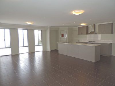 22 Geographe Bay Pass, Secret Harbour