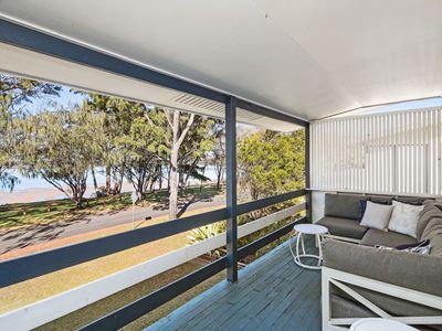 21 Esplanade Walkers Pt., Woodgate