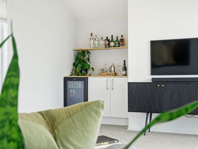 5B Madeley Road, Mount Pleasant