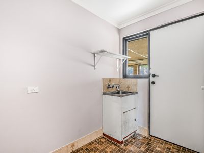 12b Seabrooke Avenue, Rockingham