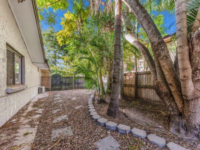 8 Sweetgum St, Hillcrest