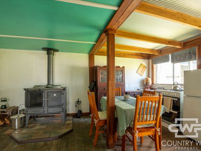 2718 Torrington Road, Torrington