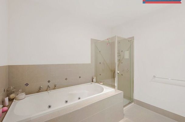 28A Mission Hills Way, Craigieburn