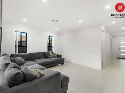 39 Wollahan Avenue, Denham Court