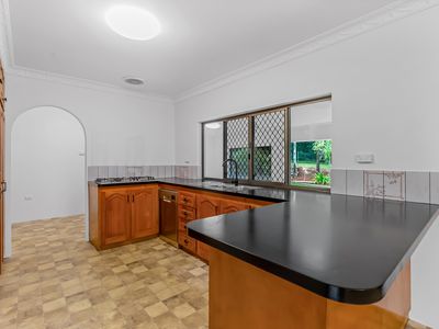 6 Falcon Street, Bayview Heights