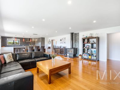 99 Bakers Road, Penna