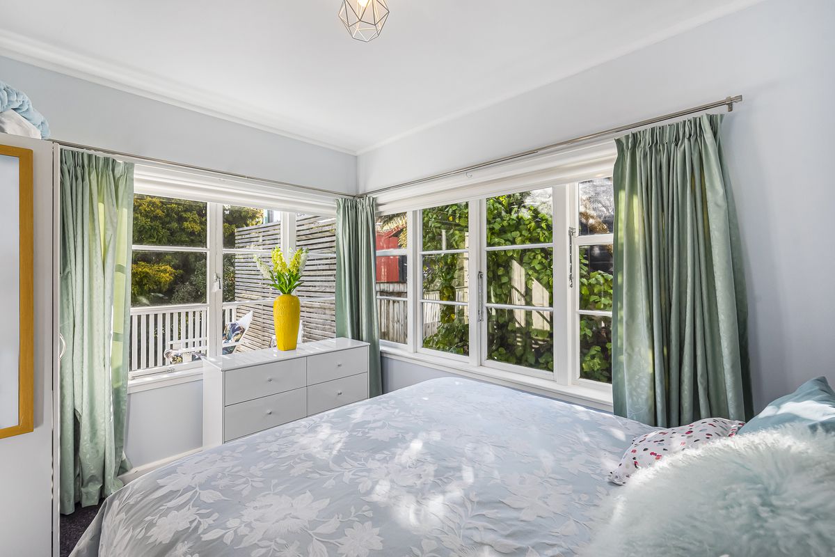 25 Golf Road, Paraparaumu Beach