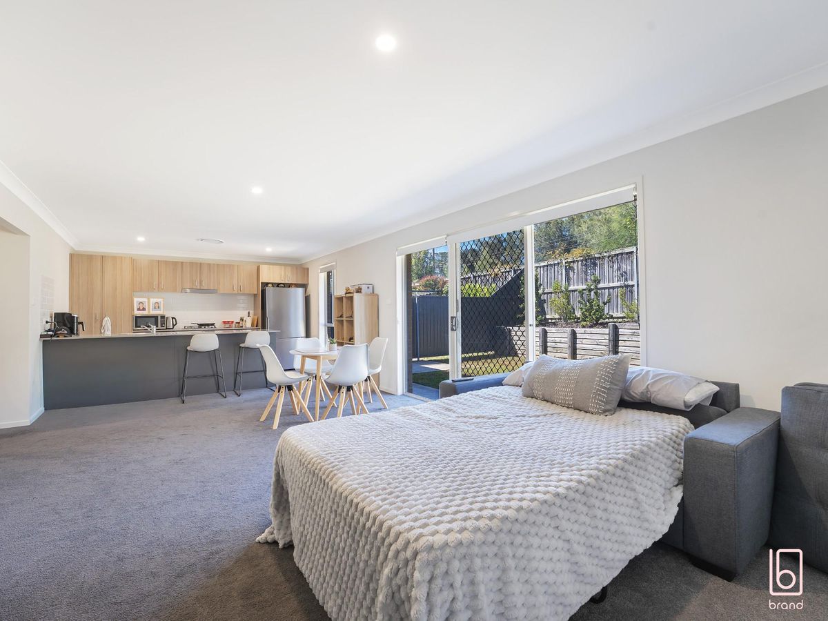 2 Eucalyptus Close, Hamlyn Terrace