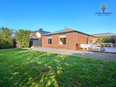 25 Haslewood Street, Point Cook