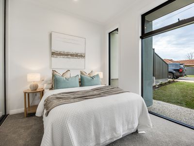 2a Auriel Way, Valley View