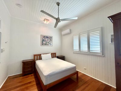 309 Lake Street, Cairns North