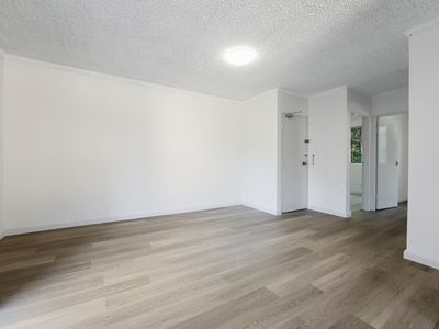 9 / 4 Forbes Street, Warwick Farm