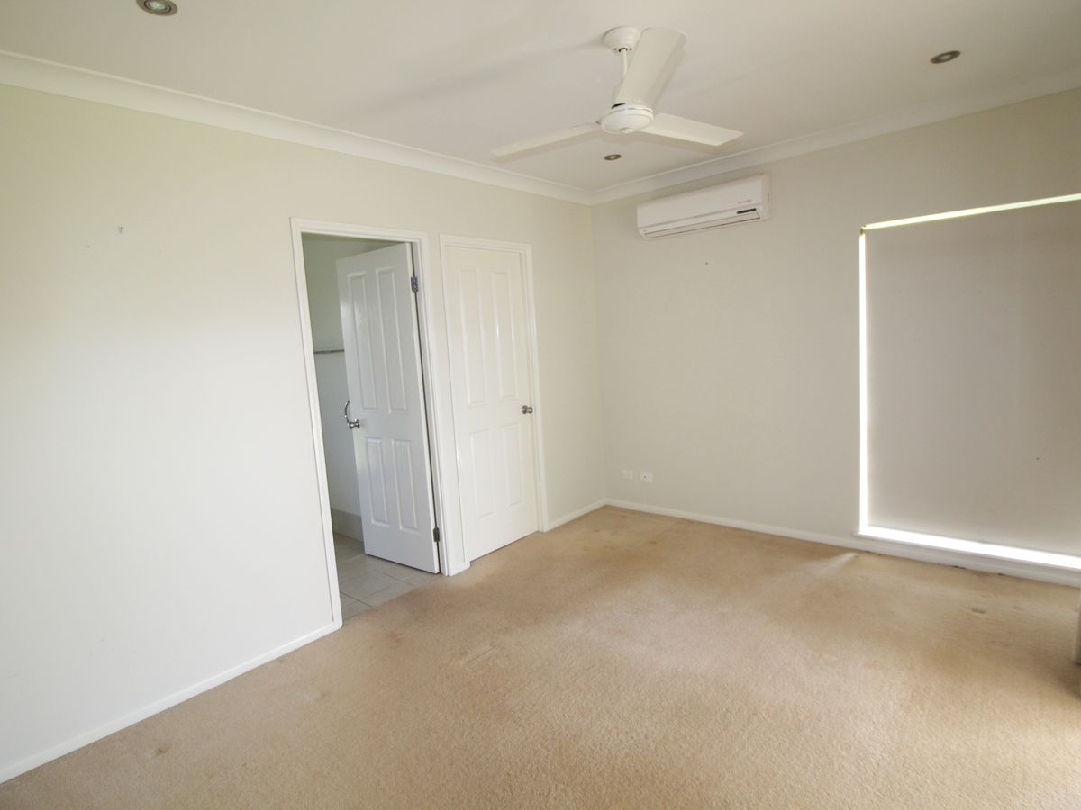 60 Danzer Drive, Atherton