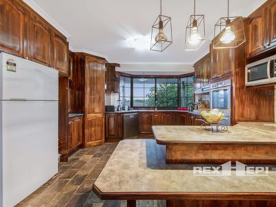 3 Candlebark Close, Hampton Park