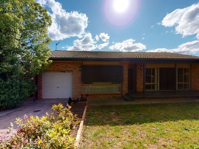9 Meek Street, Dubbo