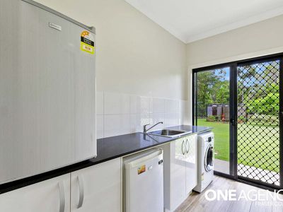 29 Senor Avenue, Urangan