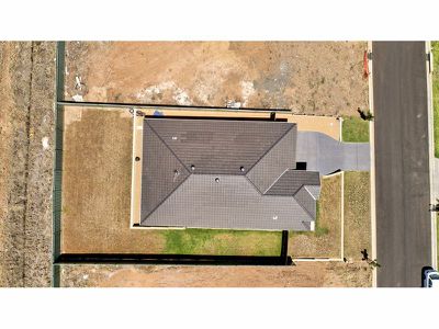 11 Pelagic Court, Dubbo