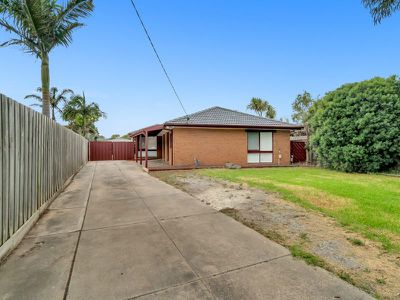 22 Taddor Drive, Cranbourne