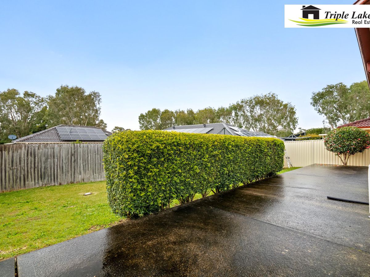 10 Karingal Place, Blue Haven