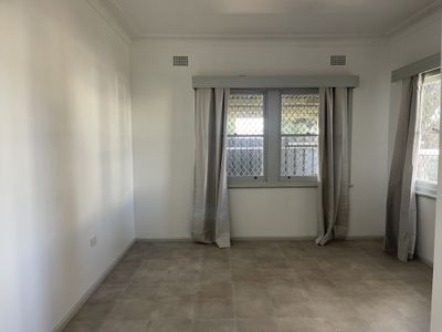 2 Edgeroy Street, Tamworth