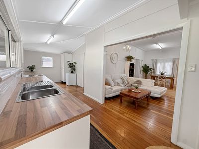 15 HIGH STREET, Atherton
