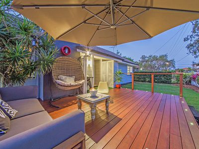 15 Major Street, Manly West