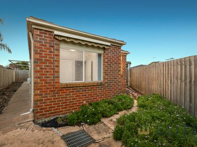 1 / 5 Dingle Court, Berwick
