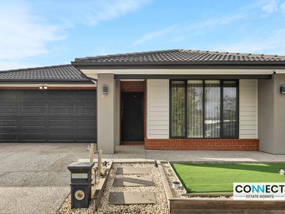21 Dewhurst Circuit, Cranbourne East