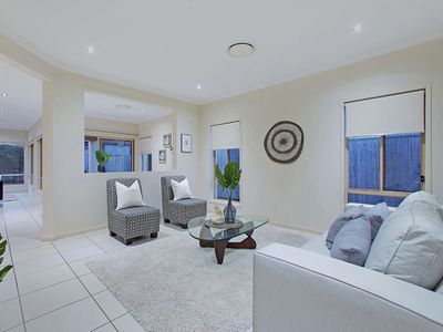 32 Figtree Place, Wakerley