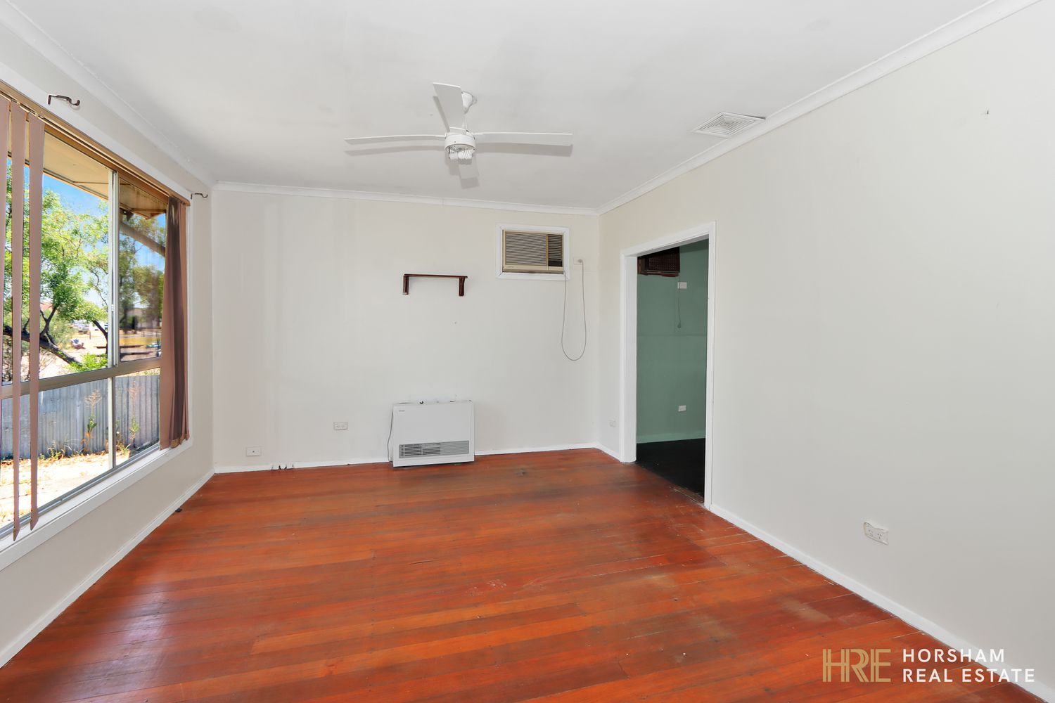 39 Winifred Street, Horsham