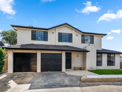 7 Snowy Close, St Clair