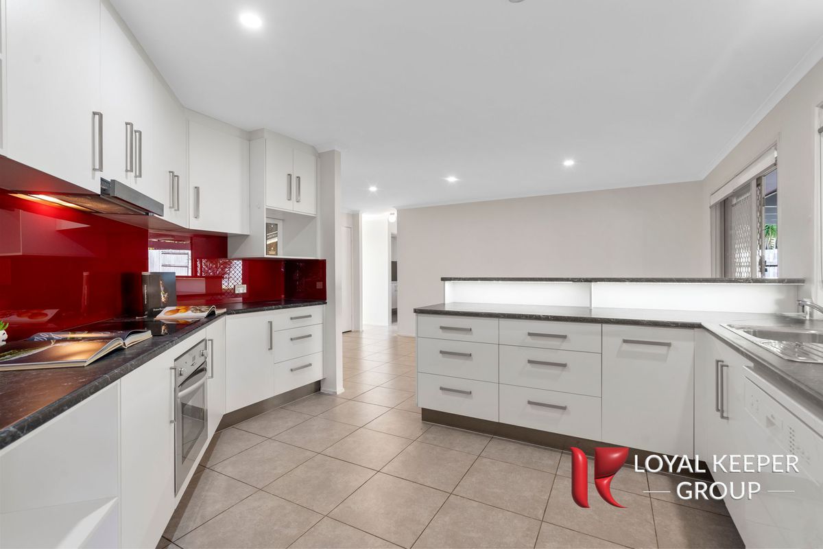 52 Federation Drive, Hillcrest
