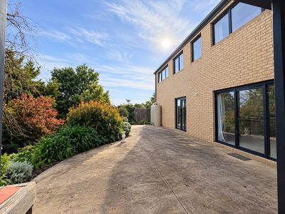 75 Westmeadows Lane, Truganina